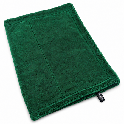 Toalla de secado Supershine de microfibra verde desplegada